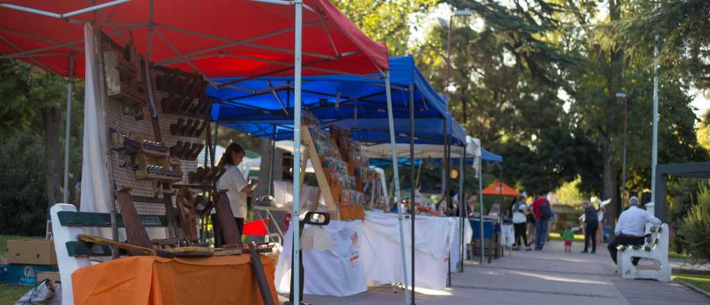 Las ferias de artesanos ya funcionan en toda la provincia