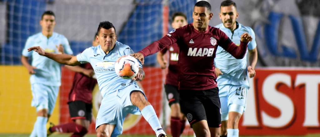 Lanús perdió sobre la hora en Bolivia