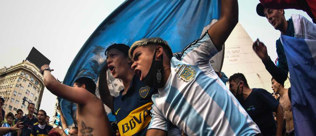 Disturbios en el comienzo del velatorio de Maradona