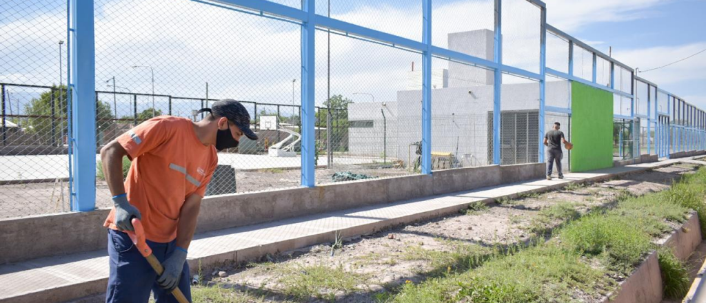 Maipú inaugura un polideportivo llamado Diego Armando Maradona