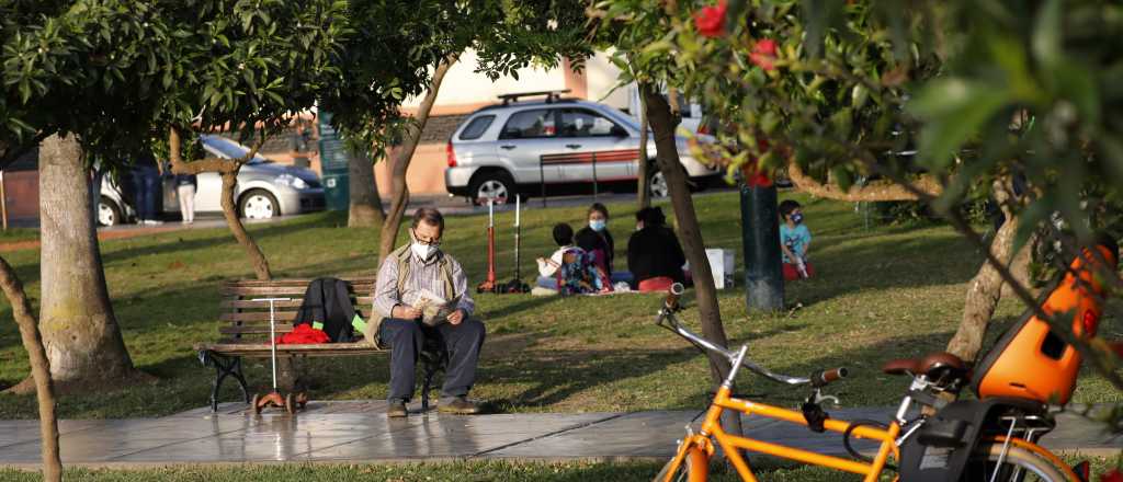 El coronavirus suma casi 600.000 casos nuevos y 9.700 muertos