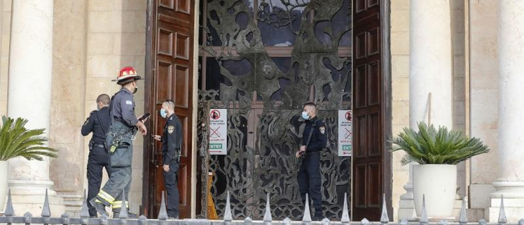 Un hombre judío ortodoxo fue acusado de intentar quemar una iglesia católica