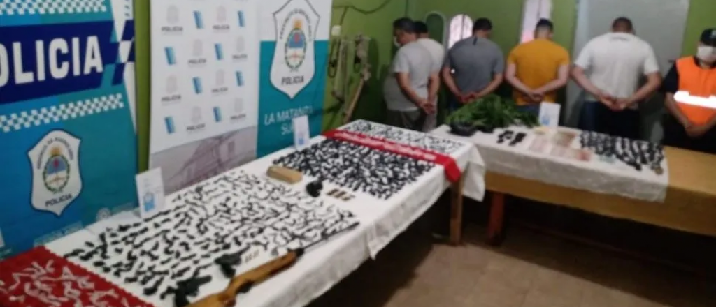 Cayó una banda narco manejada por un jubilado: usaban una tirolesa