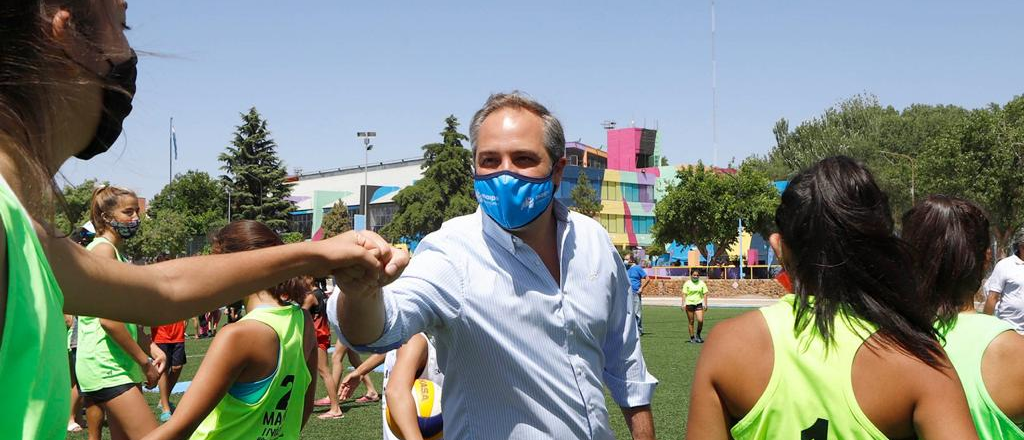 Reabrió sus puertas el polideportivo Ribosqui de Maipú