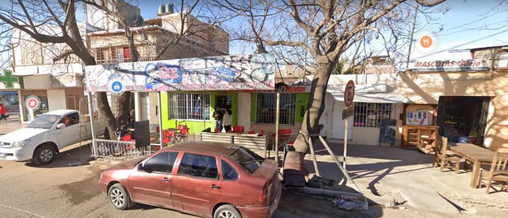 Dos heridos al explotar la cocina de una rotisería de Las Heras