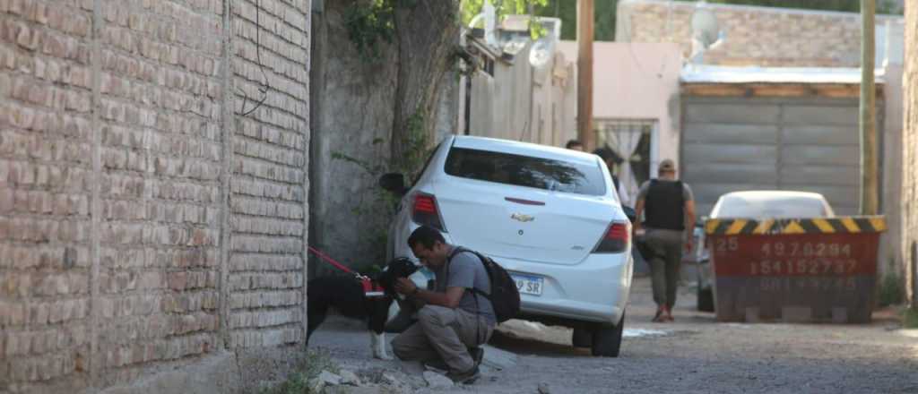 Un tercer involucrado habría sacado el cadáver de Florencia en un auto