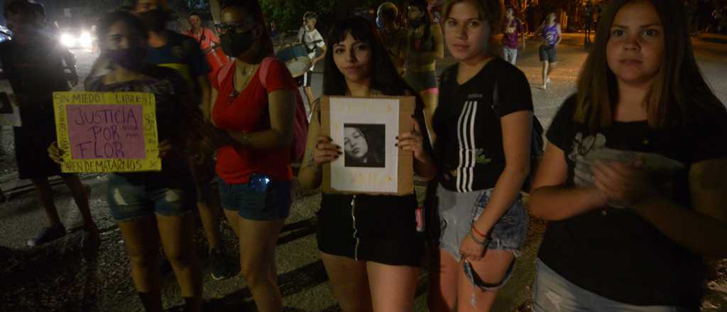 Corte y protesta por Florencia Romano frente a El Sauce