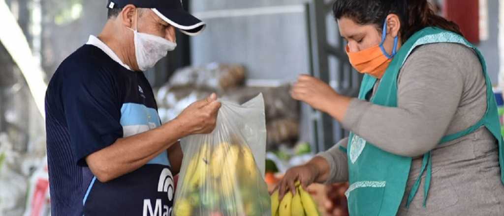 San Martín y Rivadavia restringen actividades y circulación