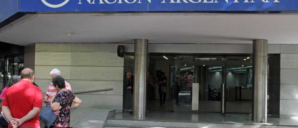 Los bancos deberán dar información sobre clientes no residentes en el país