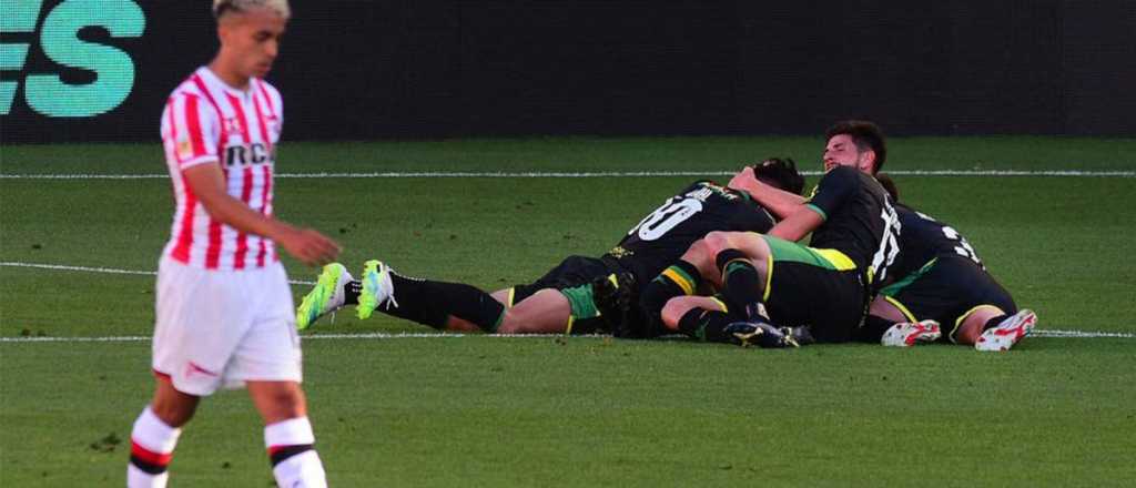 Se juega el partido pendiente de una copa que ya no existe