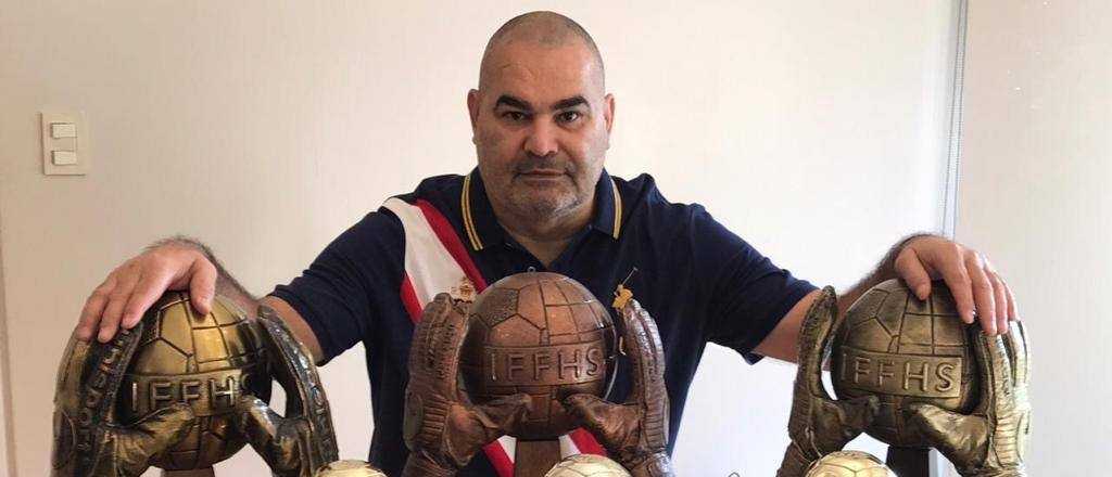 Chilavert se lanzó como candidato a presidente de Paraguay