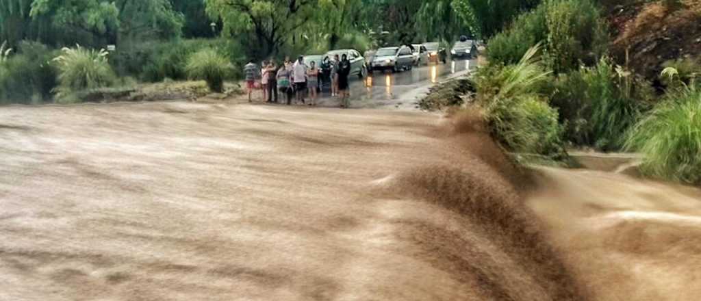 Pidieron no ir a Potrerillos y Cacheuta por las fuertes tormentas