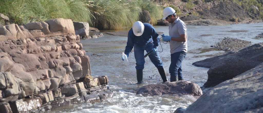 Podría faltar agua en Luján y Maipú por maniobras en el Dique Potrerillos