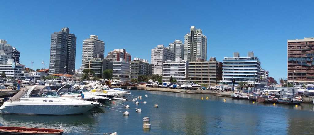 Uruguay podría abrir sus fronteras a medias