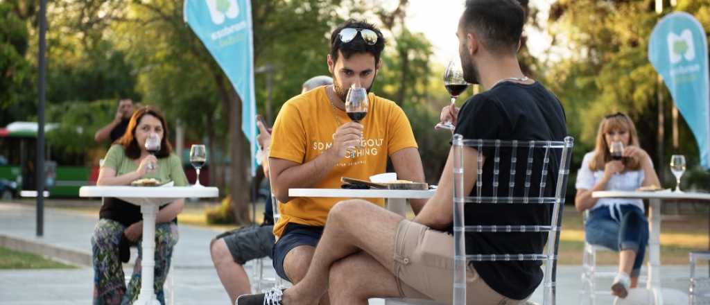 En Ciudad se celebró un nuevo encuentro de "El vino habla"