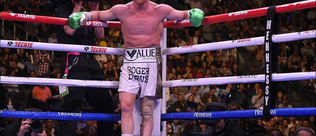 Canelo Álvarez se quedó sin su título mediano de la AMB