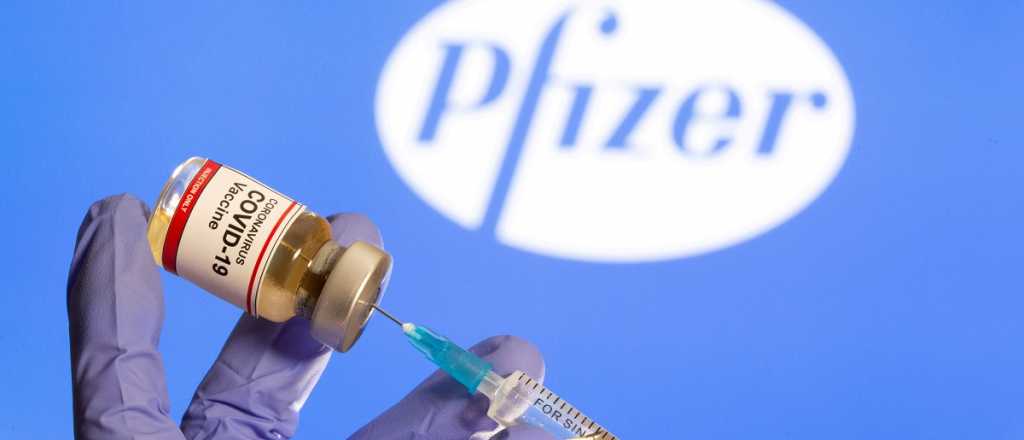 La vacuna de Pfizer, 100% eficaz en adolescentes