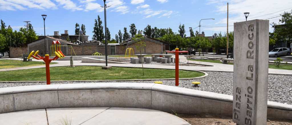 Vecinos de Rodeo de la Cruz pueden disfrutar de la plaza del barrio La Roca