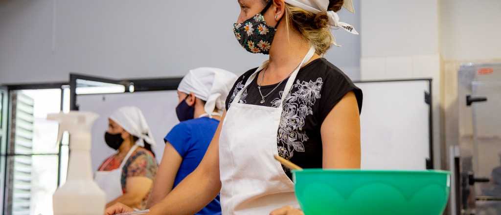 Exitoso taller de Panadería Navideña en Luján de Cuyo       