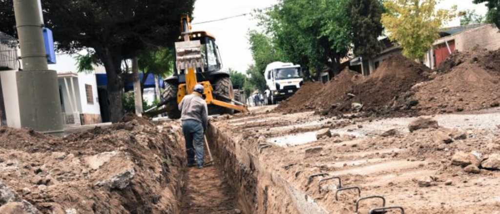 Así recupera Guaymallén el canal Severo del Castillo