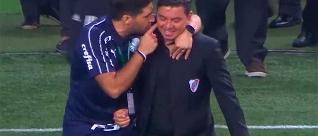 Video: el DT de Palmeiras "acosó" a Marcelo Gallardo