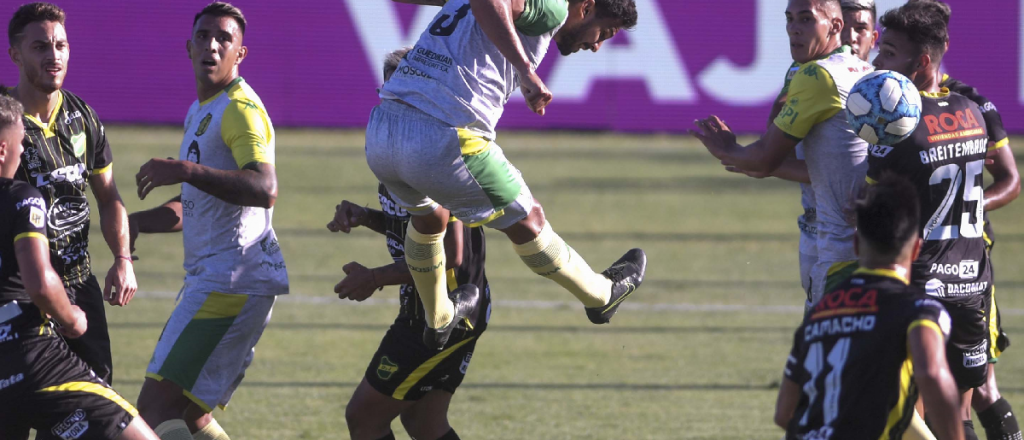 No hubo milagro de Defensa y Central jugará la final contra Vélez