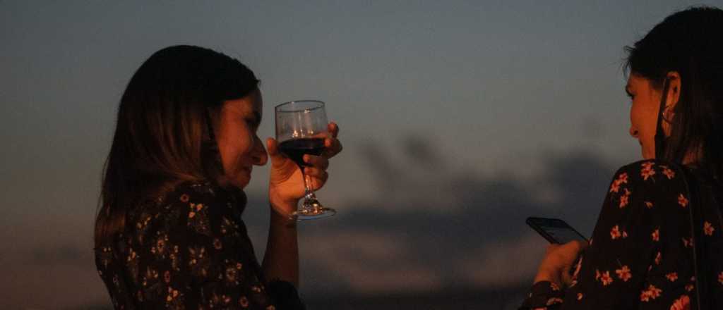 Una oportunidad para degustar vino y música en las alturas de Ciudad