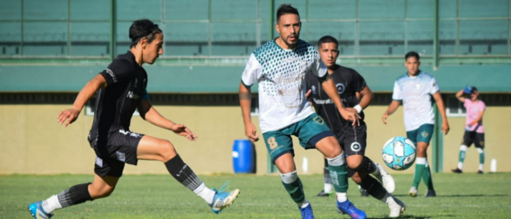 Foto: escalofriante lesión de un jugador del ascenso metropolitano