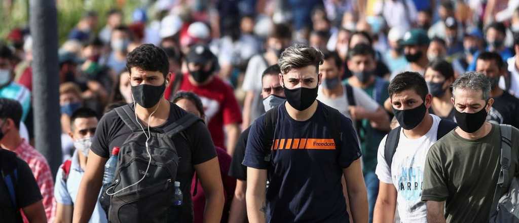 Argentina sigue con más de ocho mil casos diarios