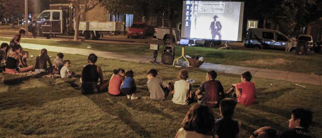 Vuelve el ciclo "Cine bajo las estrellas en Guaymallén"