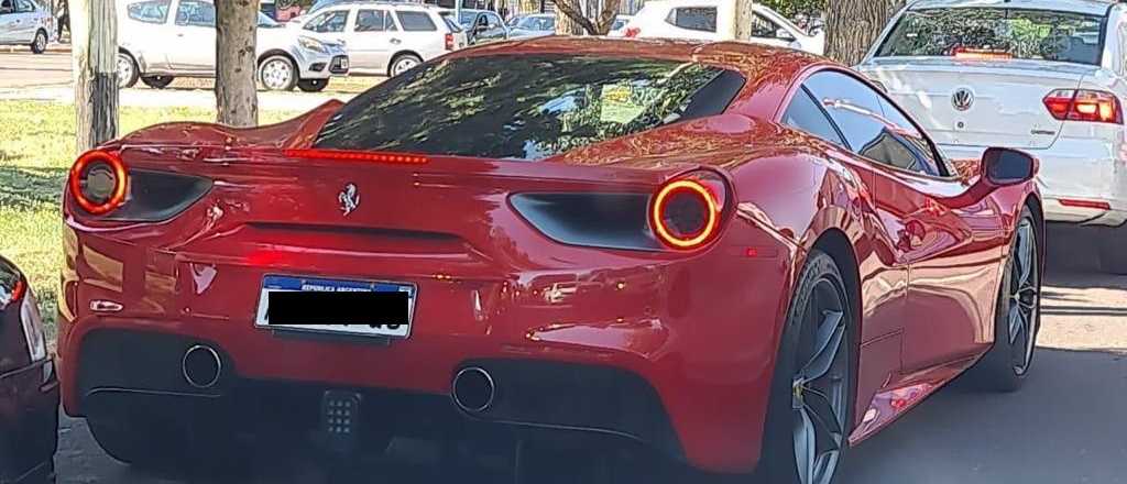 Escuchá detalles exclusivos de las ferraris en Mendoza