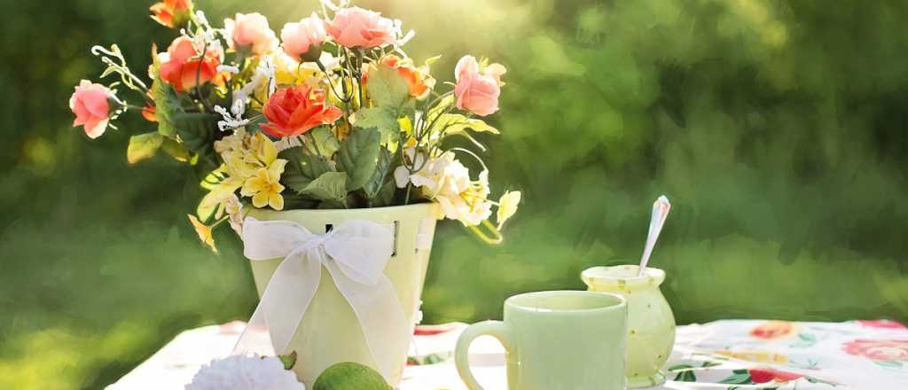 Cuatro arreglos florales para decorar tu casa en verano