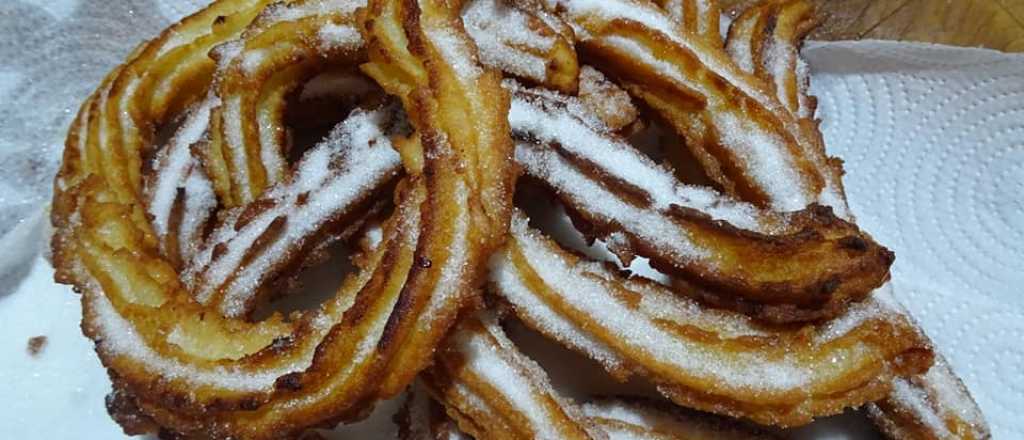 Especial para un día lluvioso: hacé churros en casa muy fácil