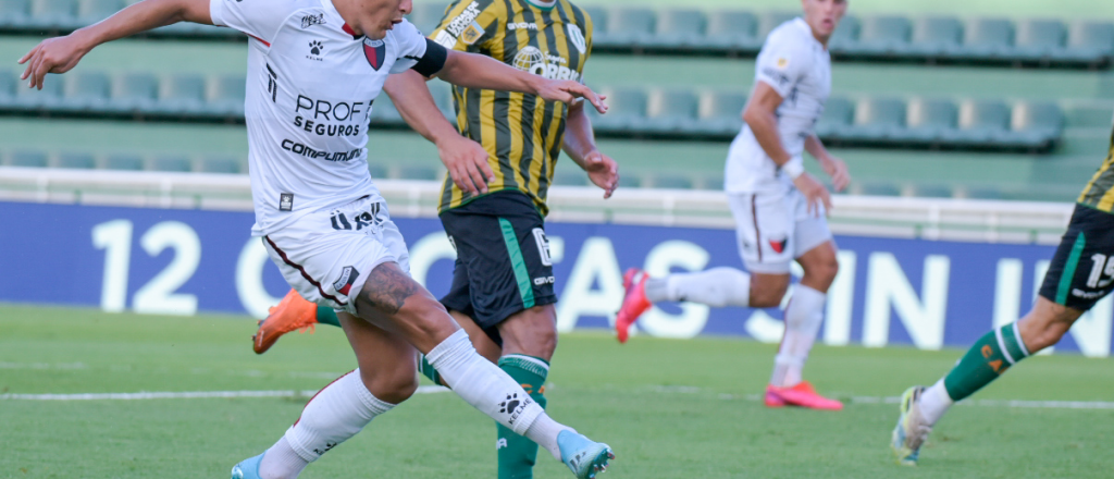 Video: Colón ganó con dos asistencias y un golazo del Pulga Rodríguez