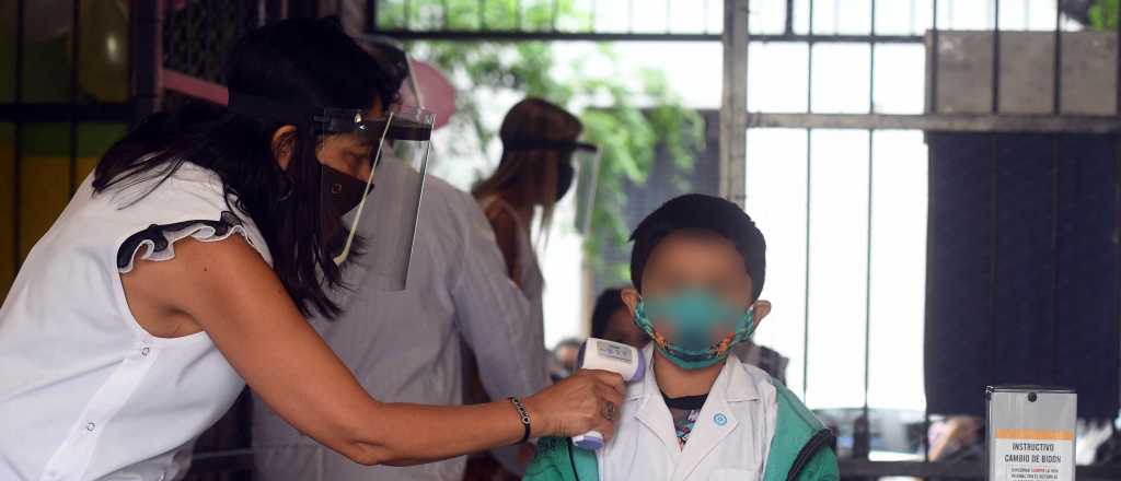 Mendoza, entre las provincias que mañana vuelven a las escuelas