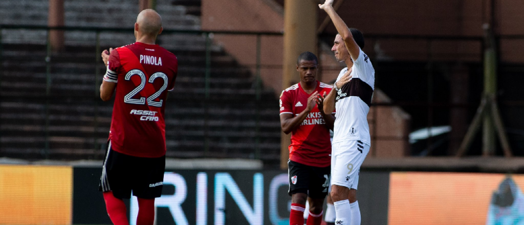 Emocionante: así se retiró Daniel Vega, de Platense, contra River