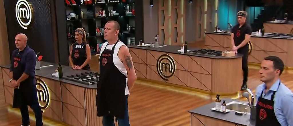 Primera eliminación y sorpresiva renuncia en Masterchef