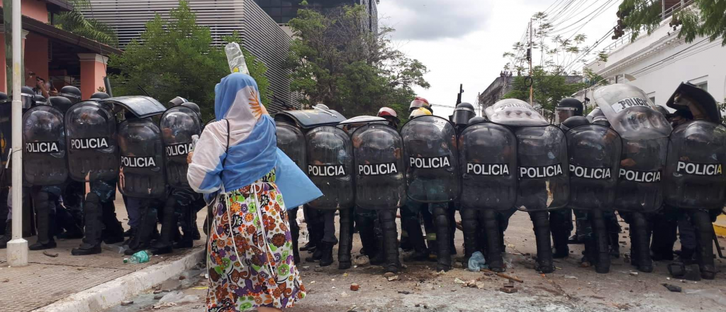 Balas de goma y represión en Formosa porque no quieren volver a Fase 1