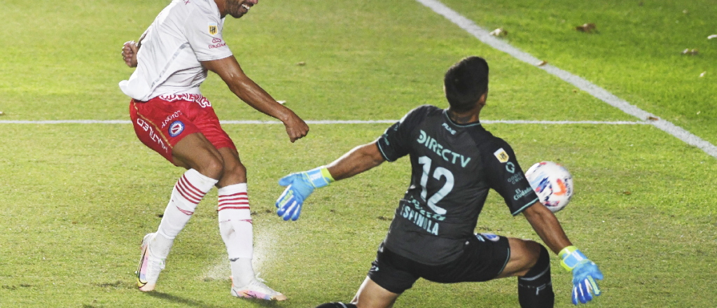 El arquero del Tomba fue convocado para la selección de Paraguay