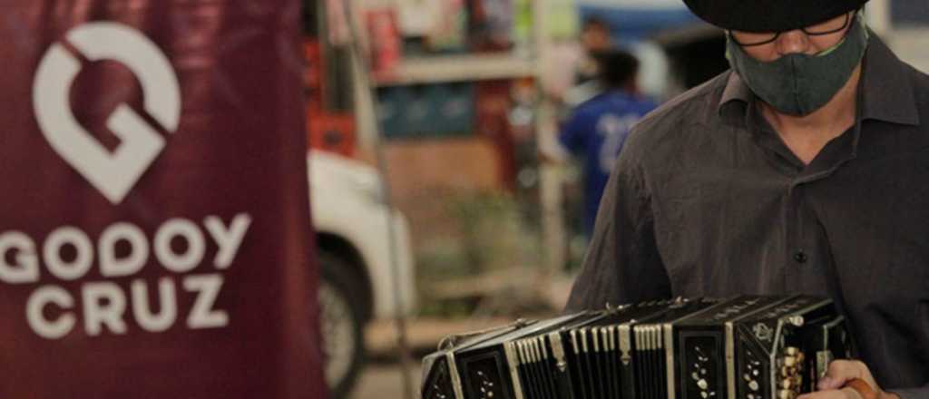 Godoy Cruz homenajeó a Piazzolla con una intervención musical