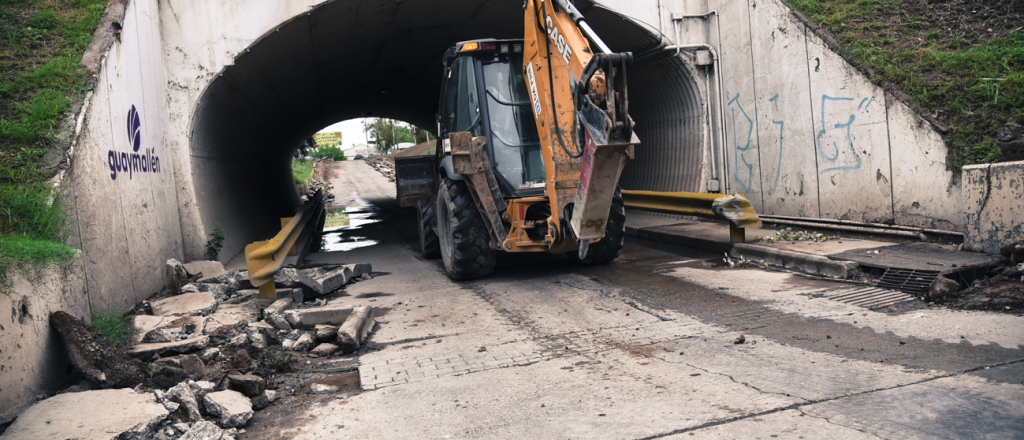 Inundaciones: comenzaron los arreglos en el túnel que va al Shopping