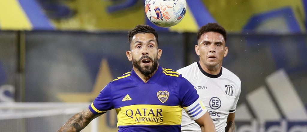 Boca jugó mal y perdió sobre la hora contra Talleres