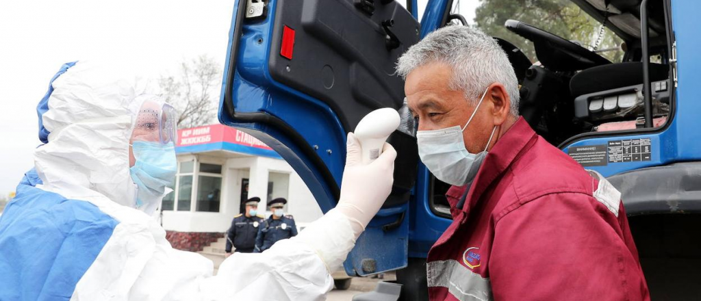 Camioneros mendocinos paran por considerar "inhumano" al hisopado