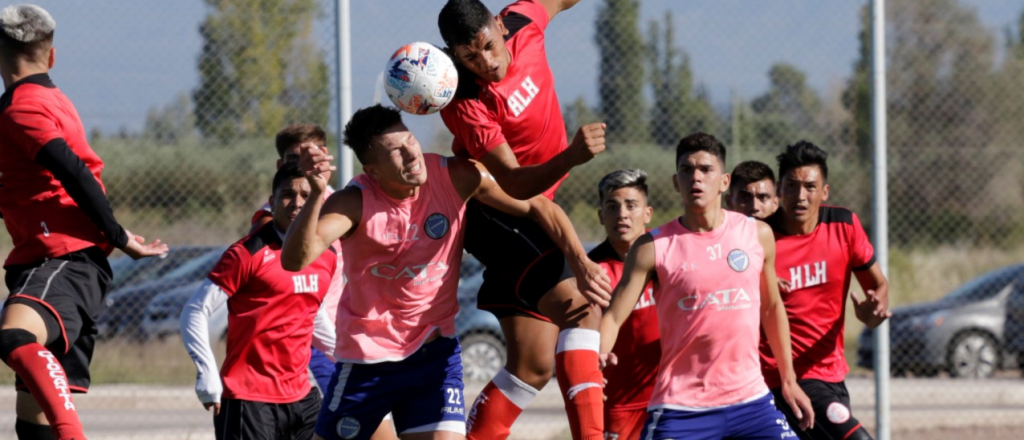 Huracán Las Heras sigue con todo y le ganó un amistoso al Tomba