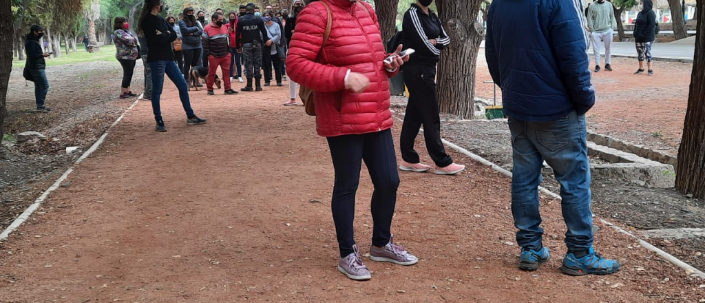 Enojo en el Parque porque limitaron la cantidad de gente a hisopar