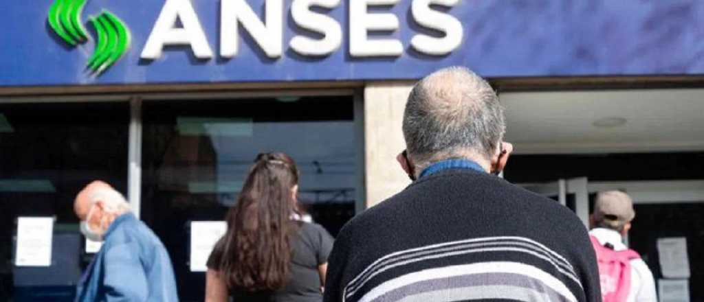 ¿Qué beneficiarios de ANSES cobran este martes 6 de abril?