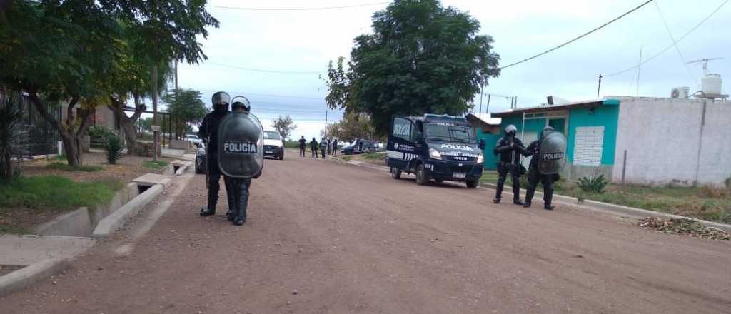 Detenidos y secuestro de autos robados en San Martín