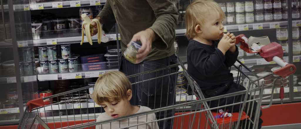 Qué hacen los papás que tienen licencia cuando nacen sus hijos