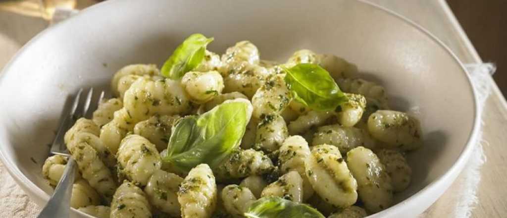 Ñoquis caseros al pesto: fácil, rápido y con pocos ingredientes