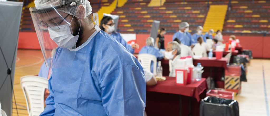 Vacunan a trabajadores de la educación de Malargüe, Valle de Uco y Lavalle